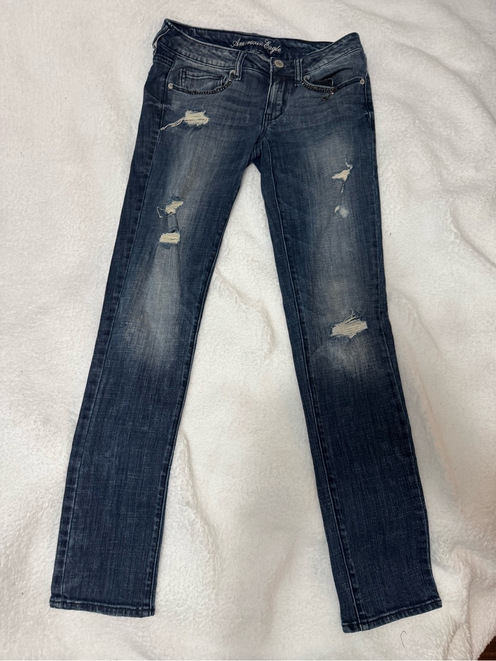 American Eagle Outfitters Y2K Women's Jeans - Dark Blue Distressed